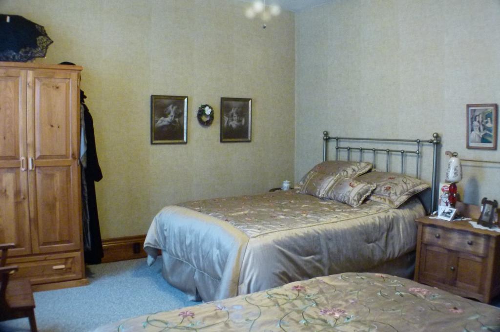 Doctor'S House B & BTara エクステリア 写真